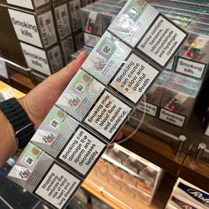 Benson & Hedges Platinum Double Capsule 3 Benson & Hedges Platinum Double Capsule