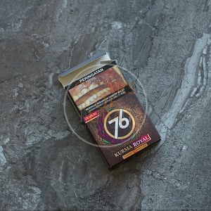 Djarum 76 Kurma Royal