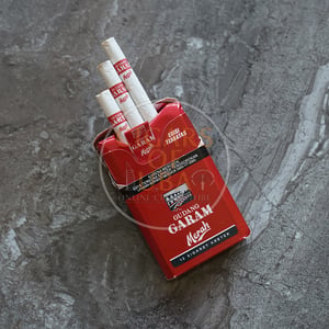 Gudang Garam Merah