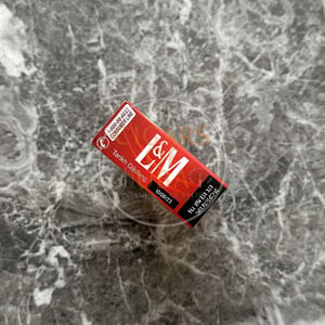 L&M Red Switch