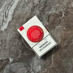 Lucky Strike Luckies Red