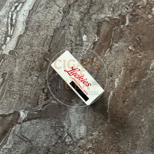 Lucky Strike Luckies Red