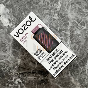 Vozol Gear 10000 Kiwi Guava Passion Fruit